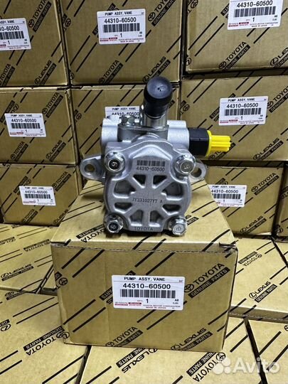 Насос гидроусилетеля гур Toyota 200 Lexus LX570