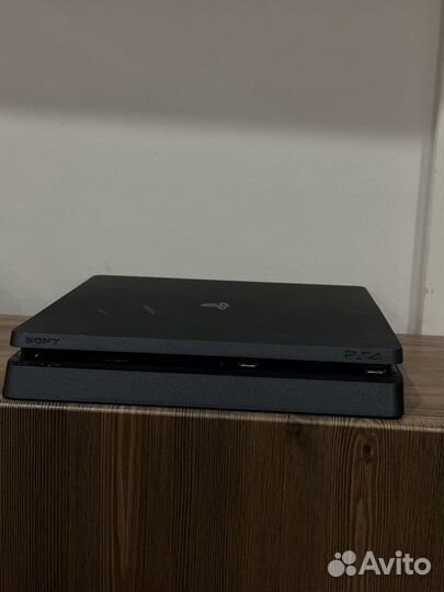 Sony playstation 4 slim