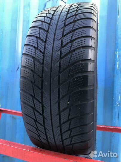 Bridgestone Blizzak LM-001 225/55 R17