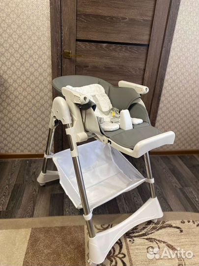 Стульчик для кормления tommy bon appetit