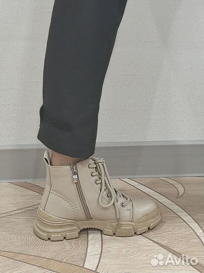 Ботинки для девочки