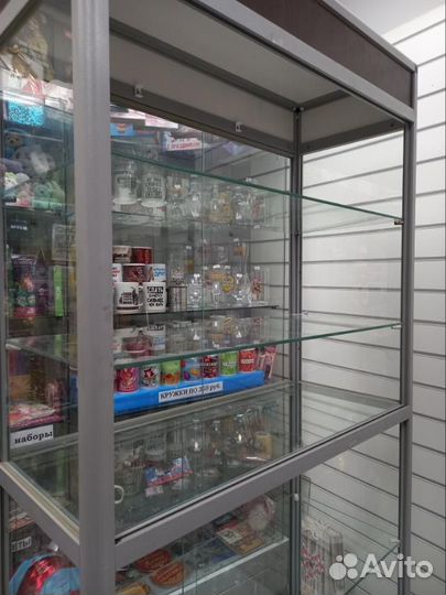 Торговый стеллаж