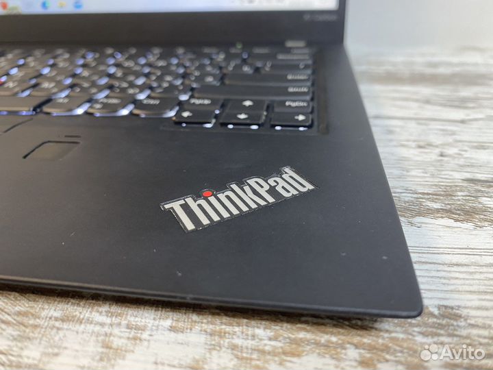 Ноутбук Lenovo Carbon i7 Gen7