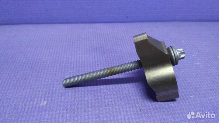 Кронштейн форсунки BMW 1-серия E87/E81