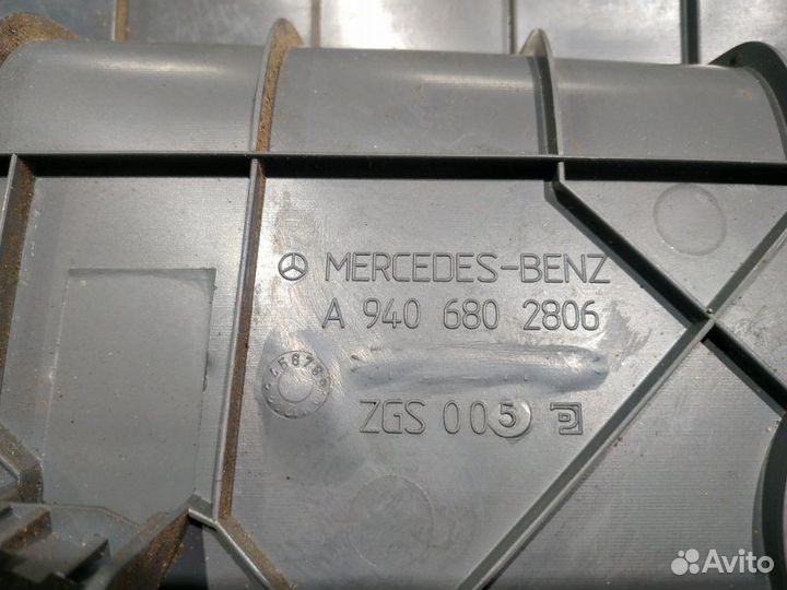 Накладка на торпедо правая Камаз 65801-Т5 самосвал