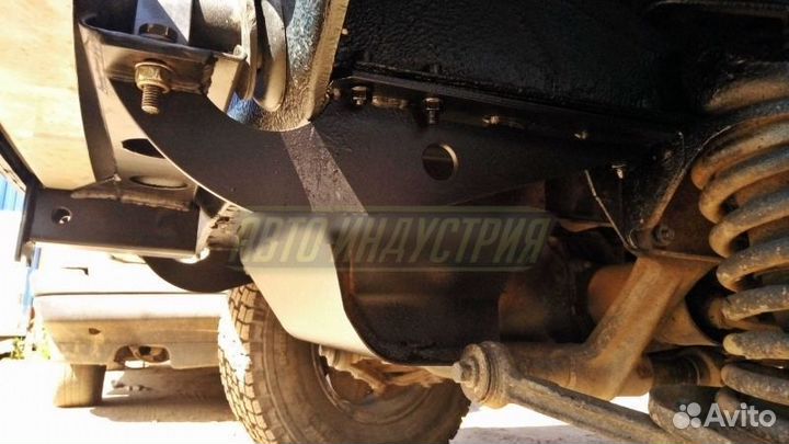 Кронштейн под квадрат в передний бампер Нива 2121