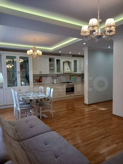 Коттедж 191,1 м² на участке 1,6 сот.