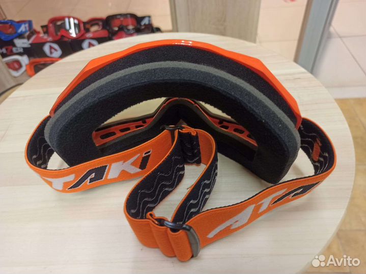 Очки с двухслойным визором незапотевающие