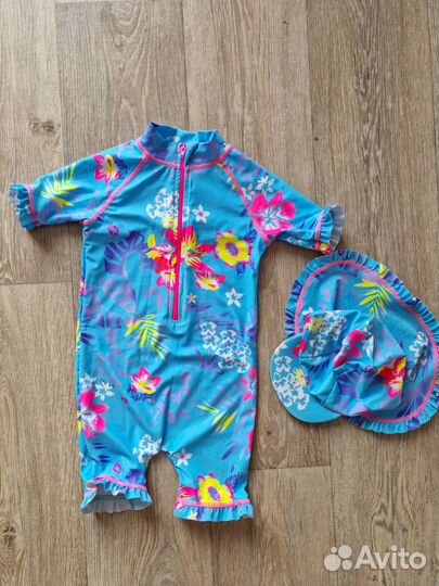Два купальника для девочки 92 новый
