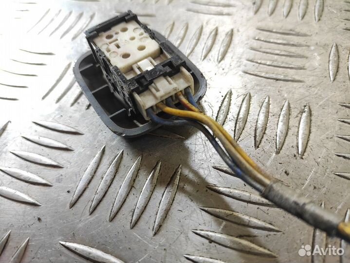 Кнопка стеклоподъемника Daihatsu Atrai 7