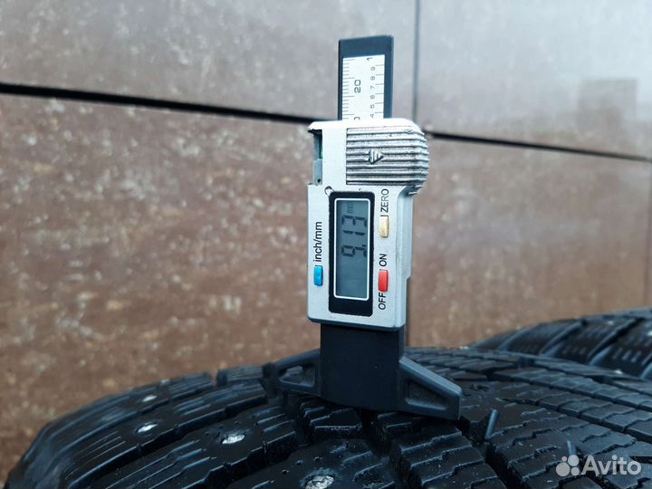 Nokian Tyres Hakkapeliitta 7 SUV 275/55 R20