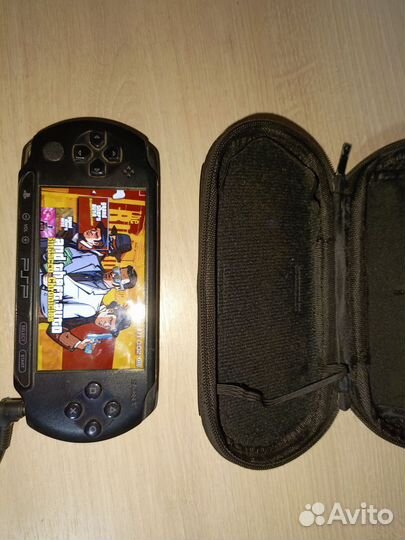 Продам PSP e 1008