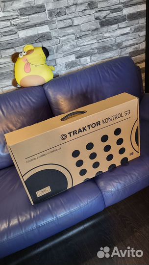 DJ контроллер Traktor Kontrol S3 (новый /Германия)