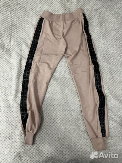 Спортивный костюм женский