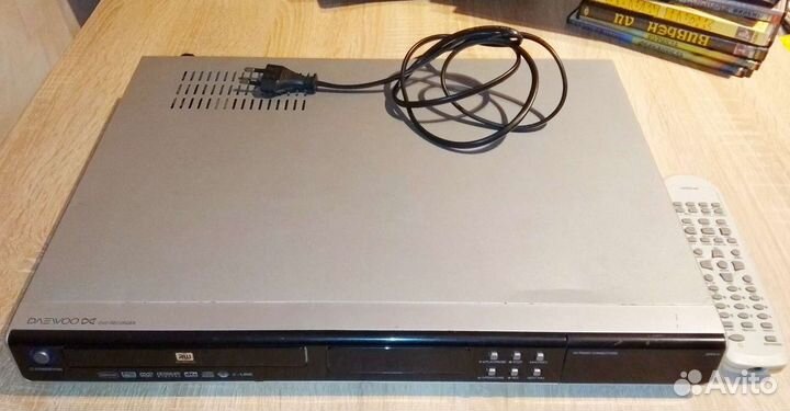 DVD проигрыватель daewoo с дисками