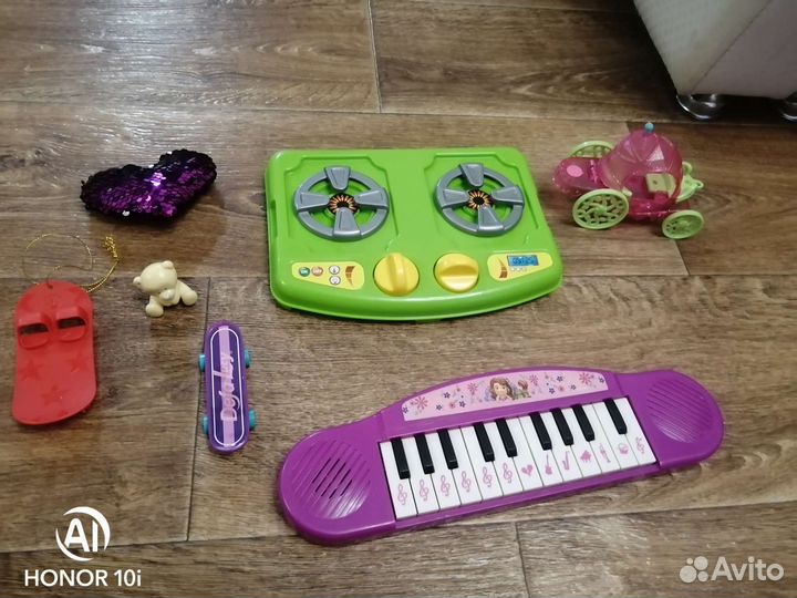 Отдам игрушки