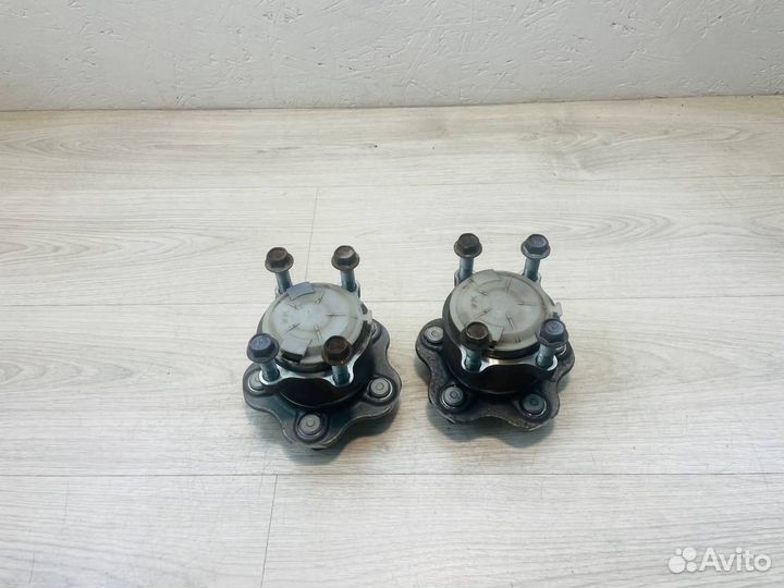 Ступица задняя Nissan Teana J32