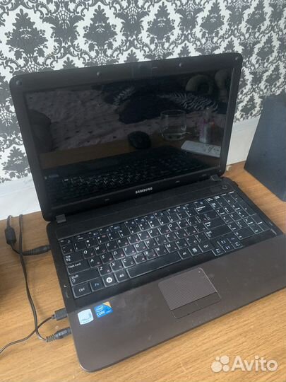 Ноутбук samsung r540