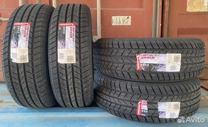 RoadX RX Frost WH03 235/60 R18 107T