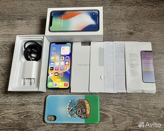 iPhone X, 256 ГБ