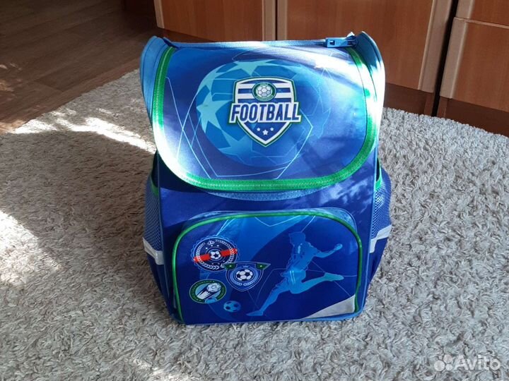 Продам портфель новый