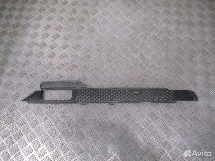 Решетка радиатора Mercedes-Benz A9437510818