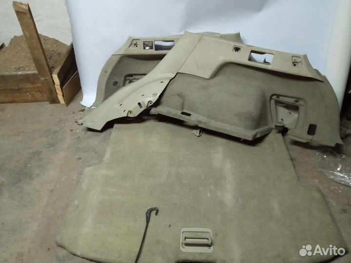 Infiniti FX35 обшивка багажника