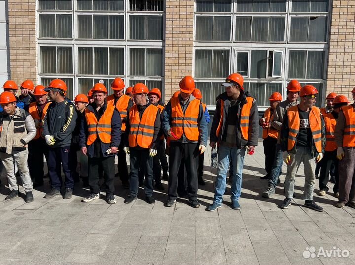 Разнорабочие Бригады рабочих Подсобные Рабочие