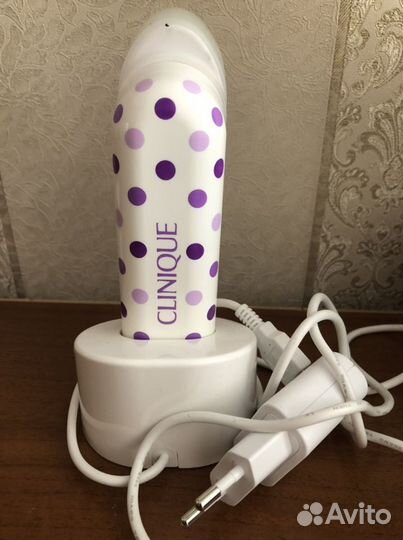 Щетка для чистки лица ультразвуком