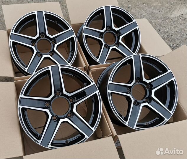 Нива, Шевроле Нива R16 новые