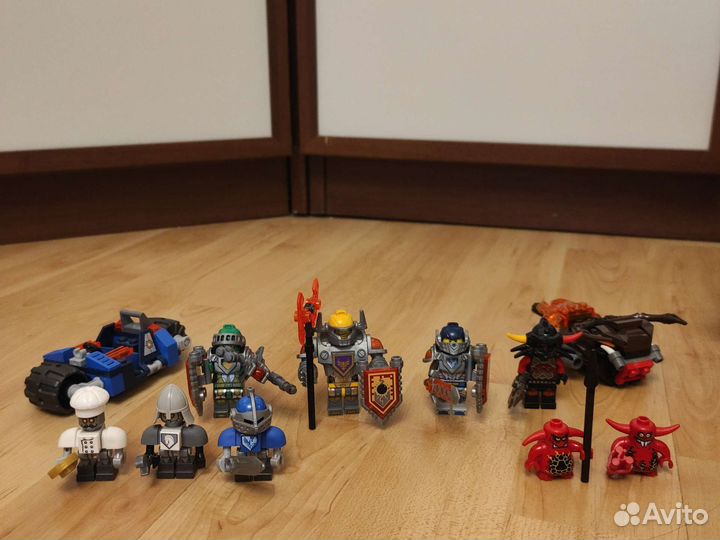 Lego nexo knights передвижной замок крепость