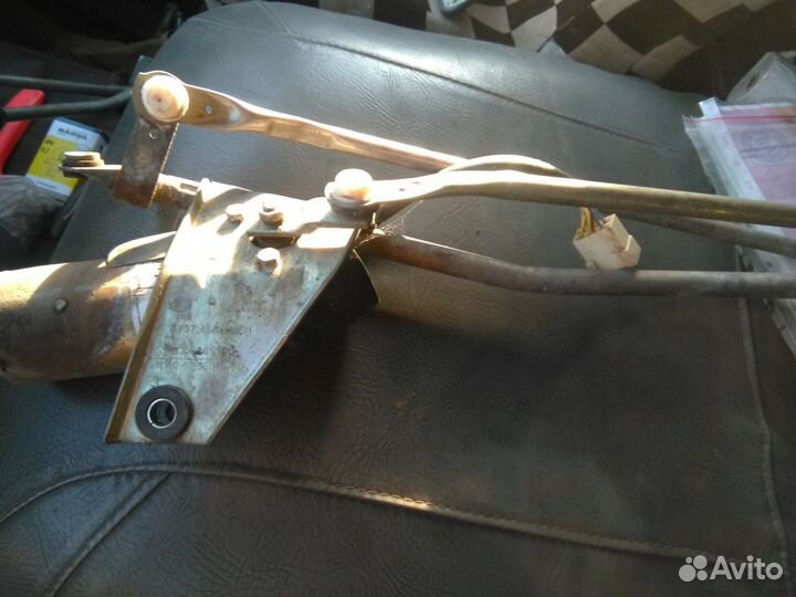 Трапеция дворников