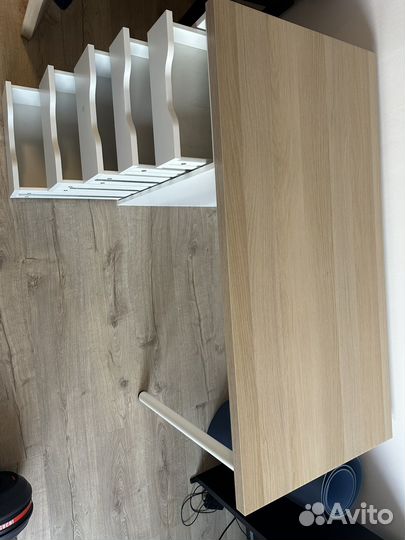 Письменный стол