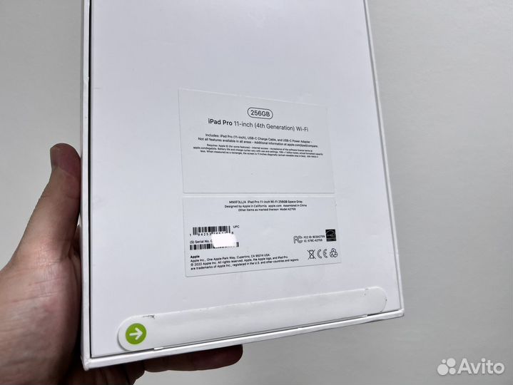 Hoвый iPad 11 Pro 256 Gb + Magic Keyboard