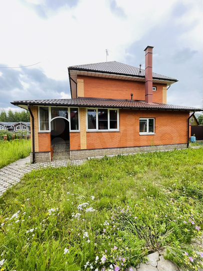 Дом 175,6 м² на участке 10 сот.