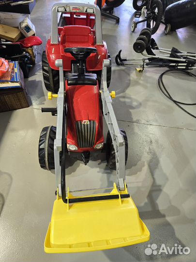 Педальный трактор Rolly toys Германия