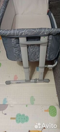 Кроватка для новорожденных