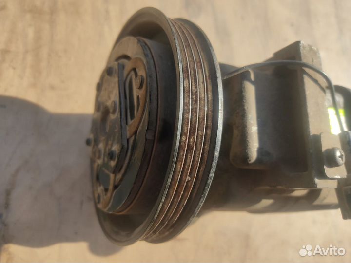 Компрессор кондиционера nissan note