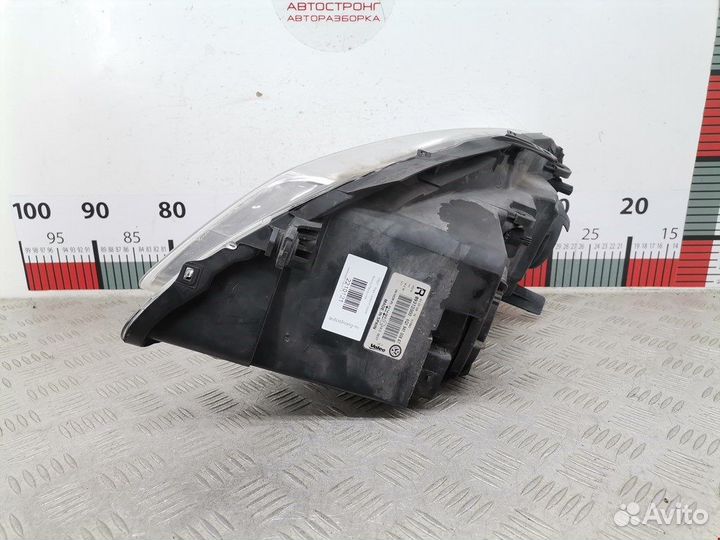 Фара передняя для Volkswagen Polo 4 6Q1941008AT