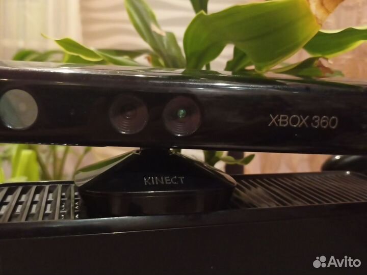 Xbox 360 Slim прошитый + Kinect