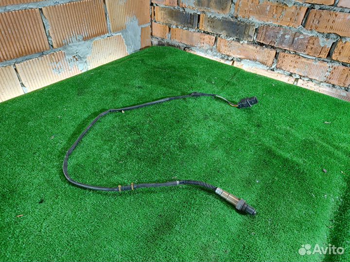 Датчик кислородный 1-ый Volkswagen Passat B6