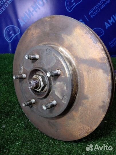 Кулак поворотный в сборе (ступица, тормозной диск
