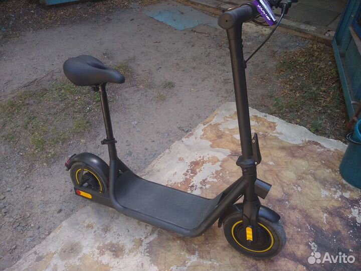 Самокат взрослый электрический бу