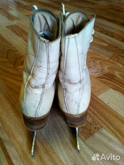 Фигурные коньки