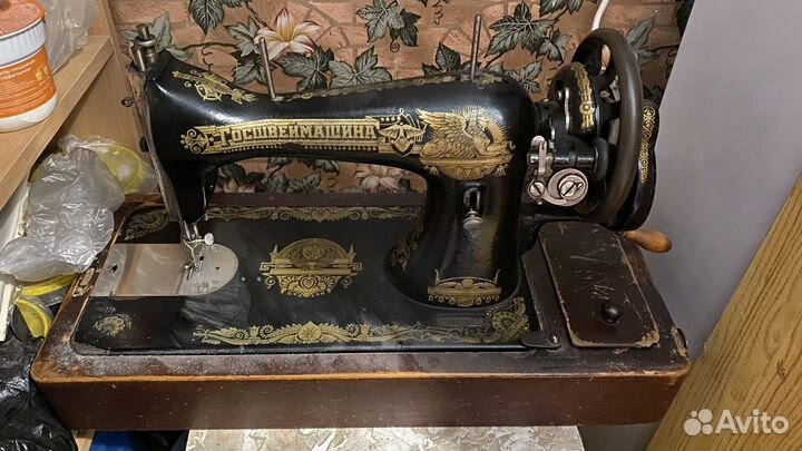 Швейная машинка зингер ручная