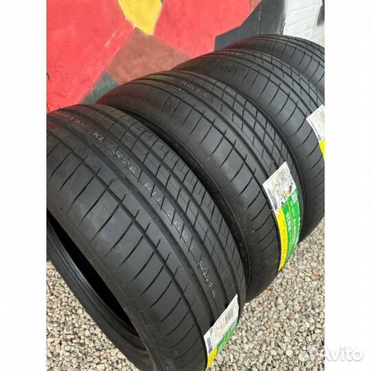 Kapsen RS26 255/45 R19