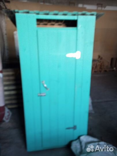 Дачный туалет деревянный