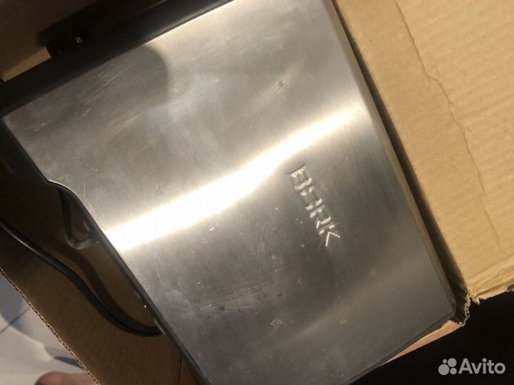 Тостер bork T701 б/у