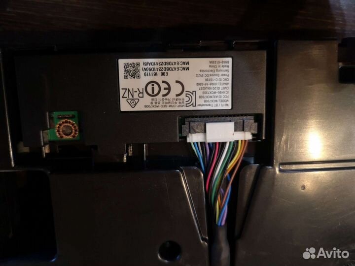 Телевизора Samsung ue49ks7500u