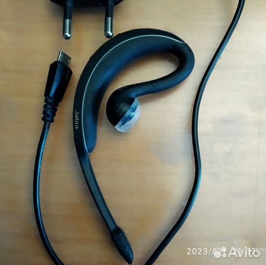 Блютуз гарнитура Jabra wave+